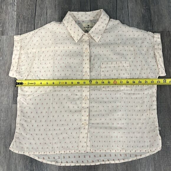 NWOT The Normal Brand Fresh Water Camp Shirt button up w/ front pocket - small - Picture 8 of 15